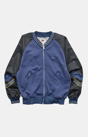 '90s Navy Nike Jacket image number 1