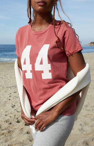 Chloe 44 T-Shirt image number 1