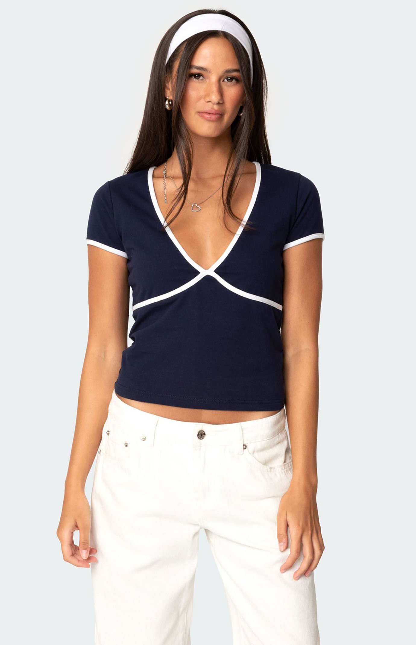 Edikted Alicia Contrast V Neck Top