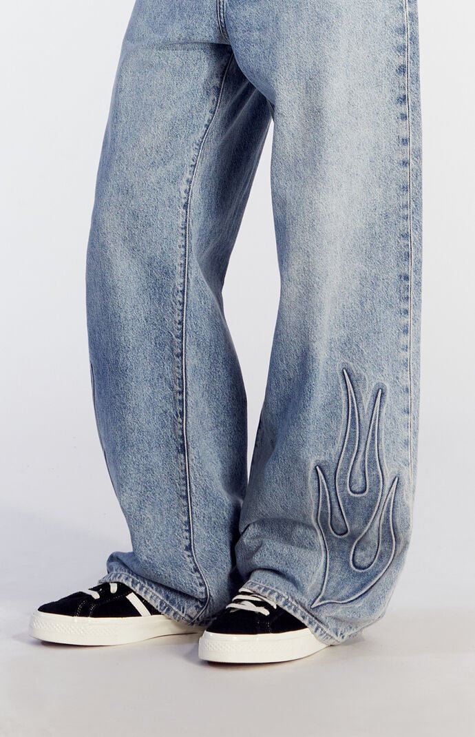 FINDERS KEEPERS FLAMES BAGGY JEAN Lサイズ Pacsun Blake Extreme Baggy Jeans Flame Light Indigo | Pacsun