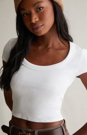 Tessa Scoop Short Sleeve Crop Top image number 2