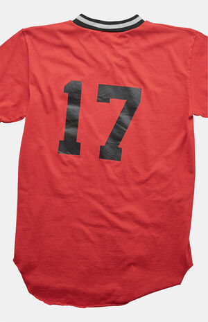 90s Panthers V-neck Graphic T-Shirt image number 3