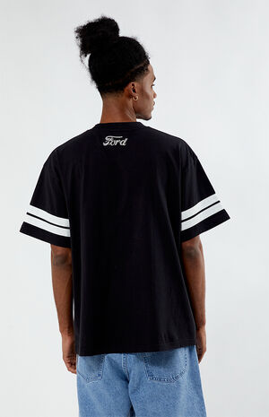 Mustang Oversized T-Shirt image number 3