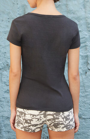 Black V-Neck T-Shirt image number 4