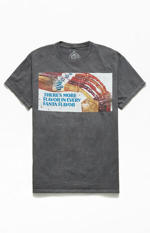 Vintage Fanta T-Shirt image number 1