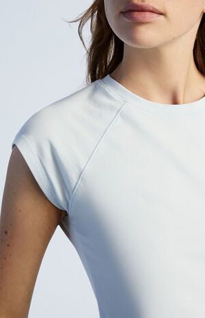 Sculpting Raglan T-Shirt image number 3