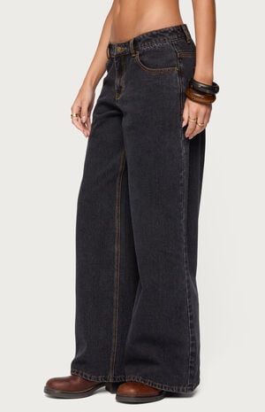 Contrast Stitch Low Rise Wide Leg Jeans image number 2