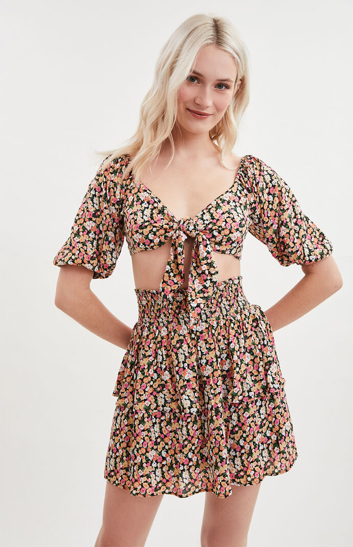 Good Girls Tie Front Crop Top