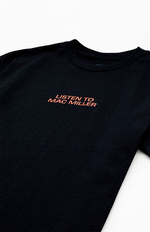 Listen To Mac T-Shirt image number 2