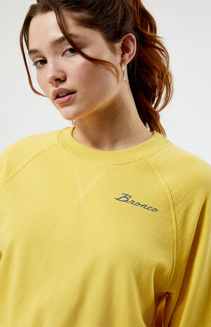 Bronco Vintage Cropped Raglan Crew Neck Sweatshirt image number 2