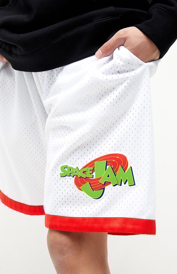 Space jam shop basketball shorts