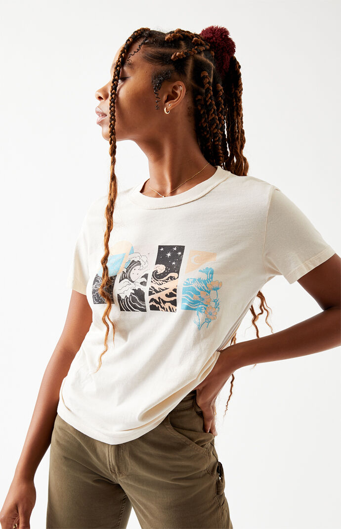 Abstract Wave T-Shirt