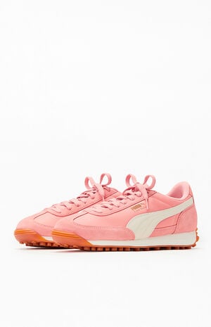 Women's Pink Easy Rider Vintage Sneakers image number 2