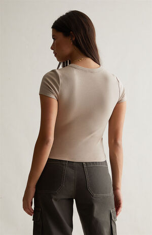 Keep It Classic Sculpt T-Shirt image number 4