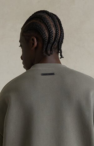 Moss '90s Fit Fleece Crew Neck Sweatshirt image number 4