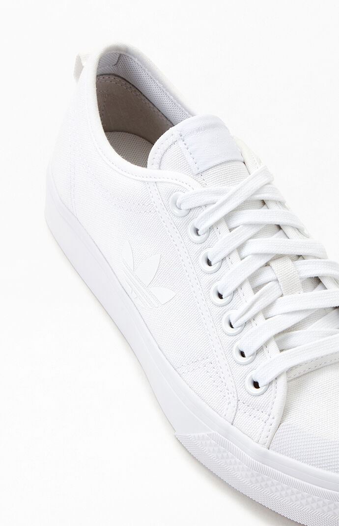 Nizza outlet trefoil shoes