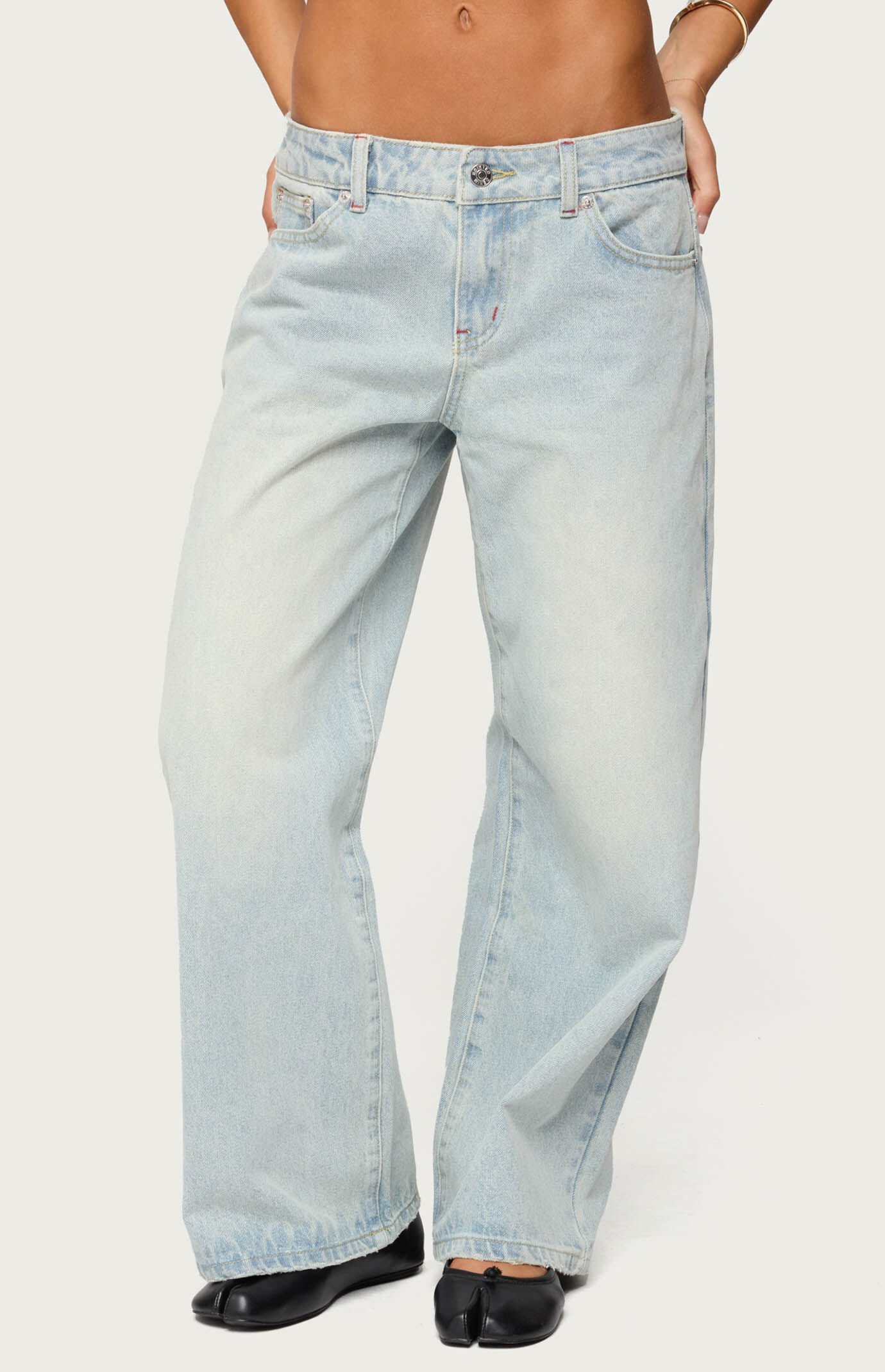 Edikted Petite Ace Relaxed Jeans