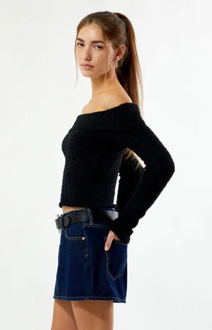 Cadence Off-The-Shoulder Sweater image number 4