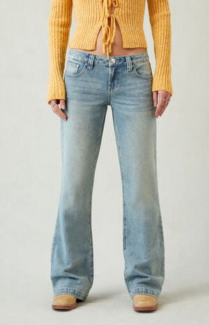 Charlie Low Rise Baggy Bootcut Jeans Light Blue image number 3