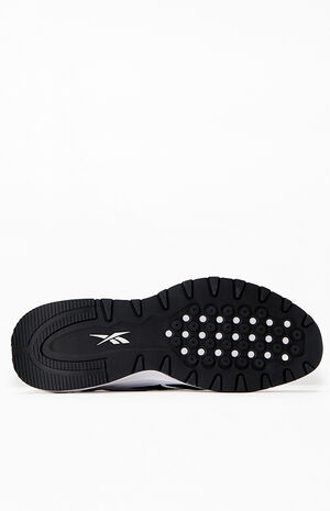 Black & White Classic Leather 2400 Shoes image number 4