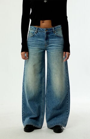 Low Rise Extreme Baggy Jeans image number 2