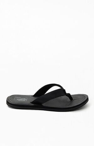 Nexpa Synthetic Flip Flops image number 1