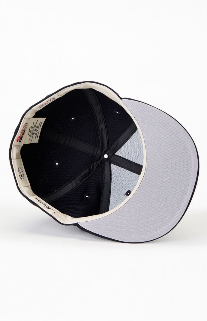 New Era x Fear of God ESSENTIALS NY Yankees 59FIFTY Hat | PacSun