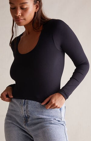 Seamless Cropped Long Sleeve T-Shirt image number 2