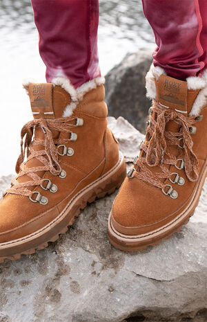 Women's Sadie Lace-Up Boots image number 1