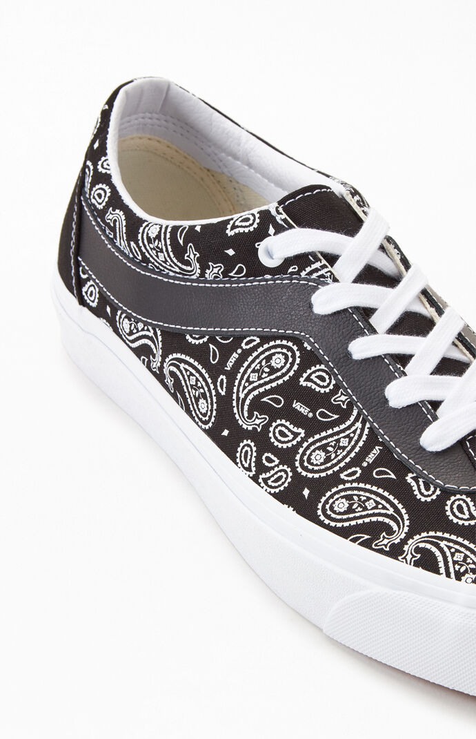 Black & White Paisley Bold Ni Shoes