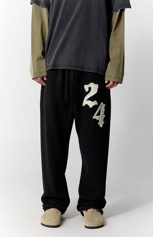 24 Applique Fleece Baggy Sweatpants image number 2