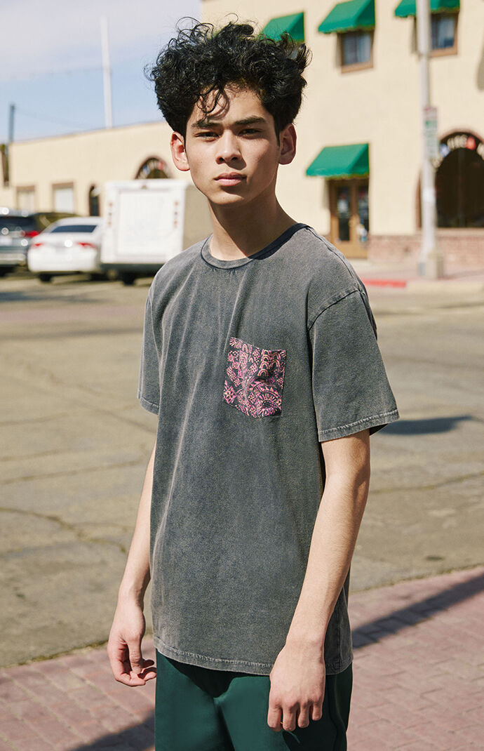 Estado Washed Pocket T-Shirt