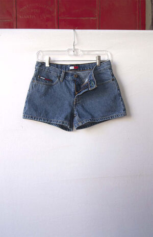 Upcycled Tommy Hilfiger Medium Blue Wash Denim Shorts image number 2