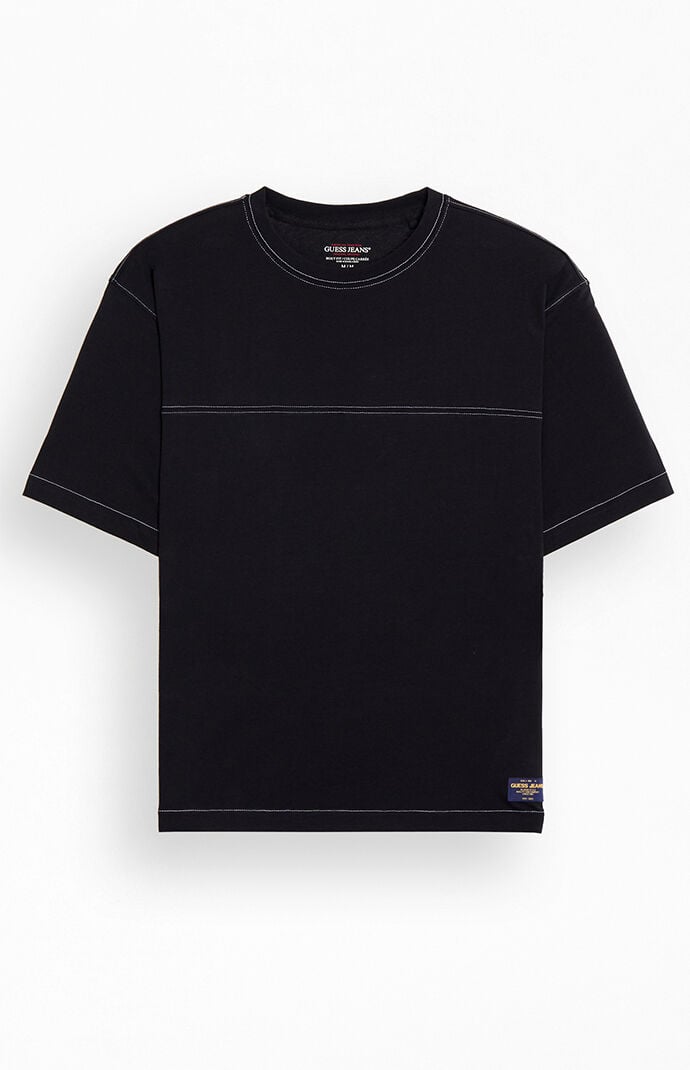 Guess Jeans Men's Contrast Stitch Boxy T-Shirt in Black - Large
