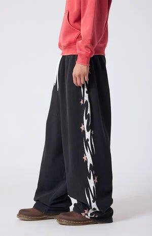 Black Flame Star Fleece Baggy Sweatpants image number 3