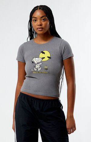 Snoopy Trick Or Treat T-Shirt image number 2