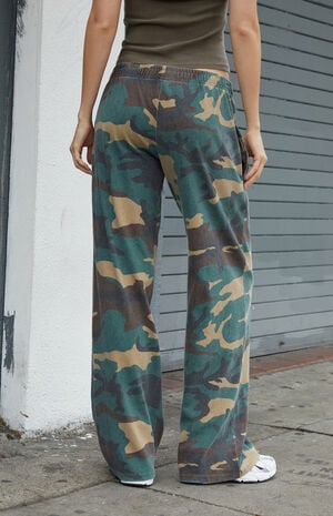 Camo Baggy Sweatpants image number 4