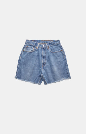 90s Levi's Denim Shorts image number 2