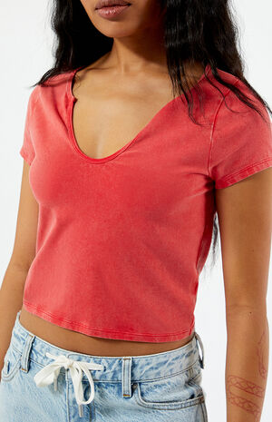 Sculpting Notched T-Shirt image number 2