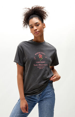 Flower Market Tyler T-Shirt Flower Market Tyler T-Shirt image number null