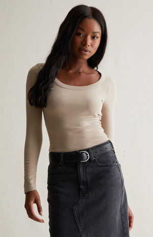 Serenity Scoop Long Sleeve Top image number 2