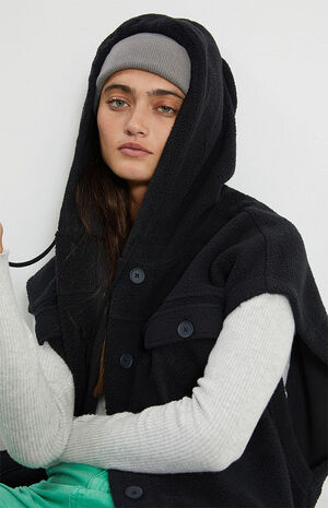 Hooded Polar Fleece Vest image number 2