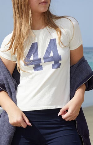 Hailie 44 T-Shirt image number 1