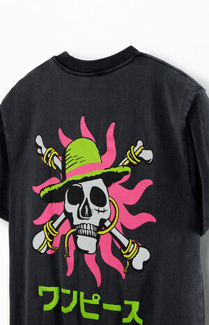 Netflix x One Piece Adventure Vintage T-Shirt image number 4