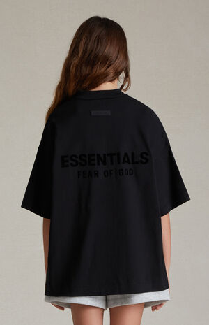 Essentials Jet Black V-Neck T-Shirt image number 4