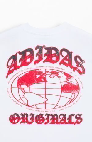 Globe T-Shirt image number 4