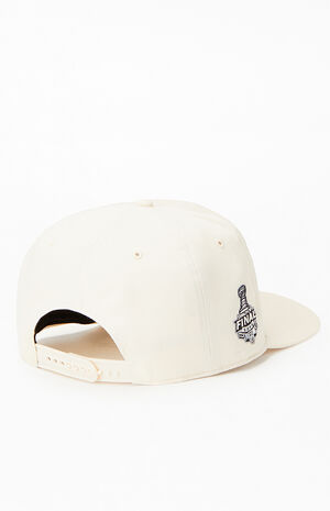 Boston Bruins 2011 Champions Snapback Hat image number 2