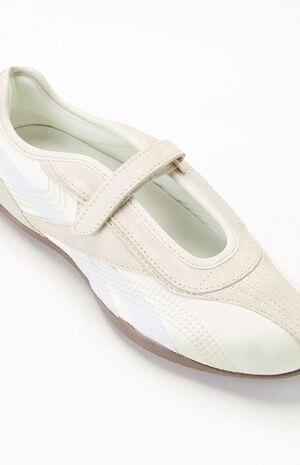 Women's Taupe Ultra Lo Mary Jane Sneakers image number 6