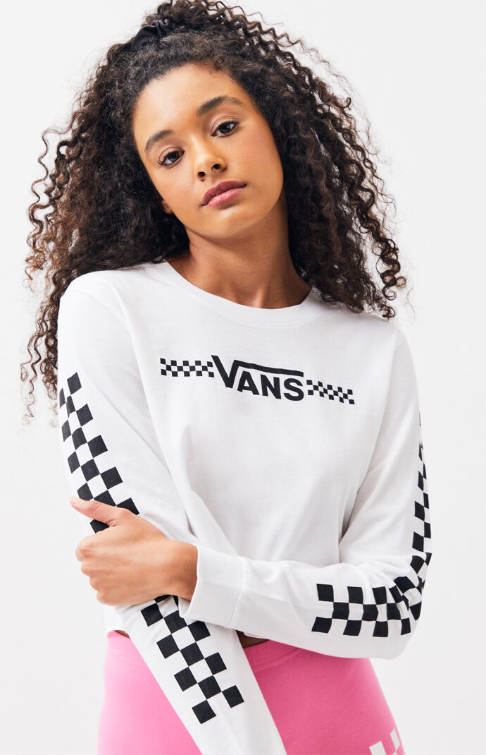 vans checkered sleeve cropped pullover hoodie