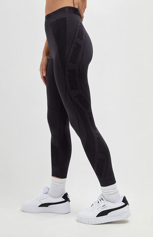 Black EvoKnit High Waisted Leggings image number 3